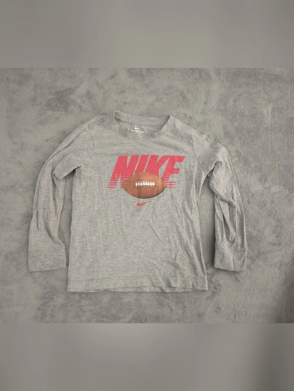 Kids / Boys - L (6-7) - Nike Grey Long Sleeve Tee w/ Logo & Football Graphic
